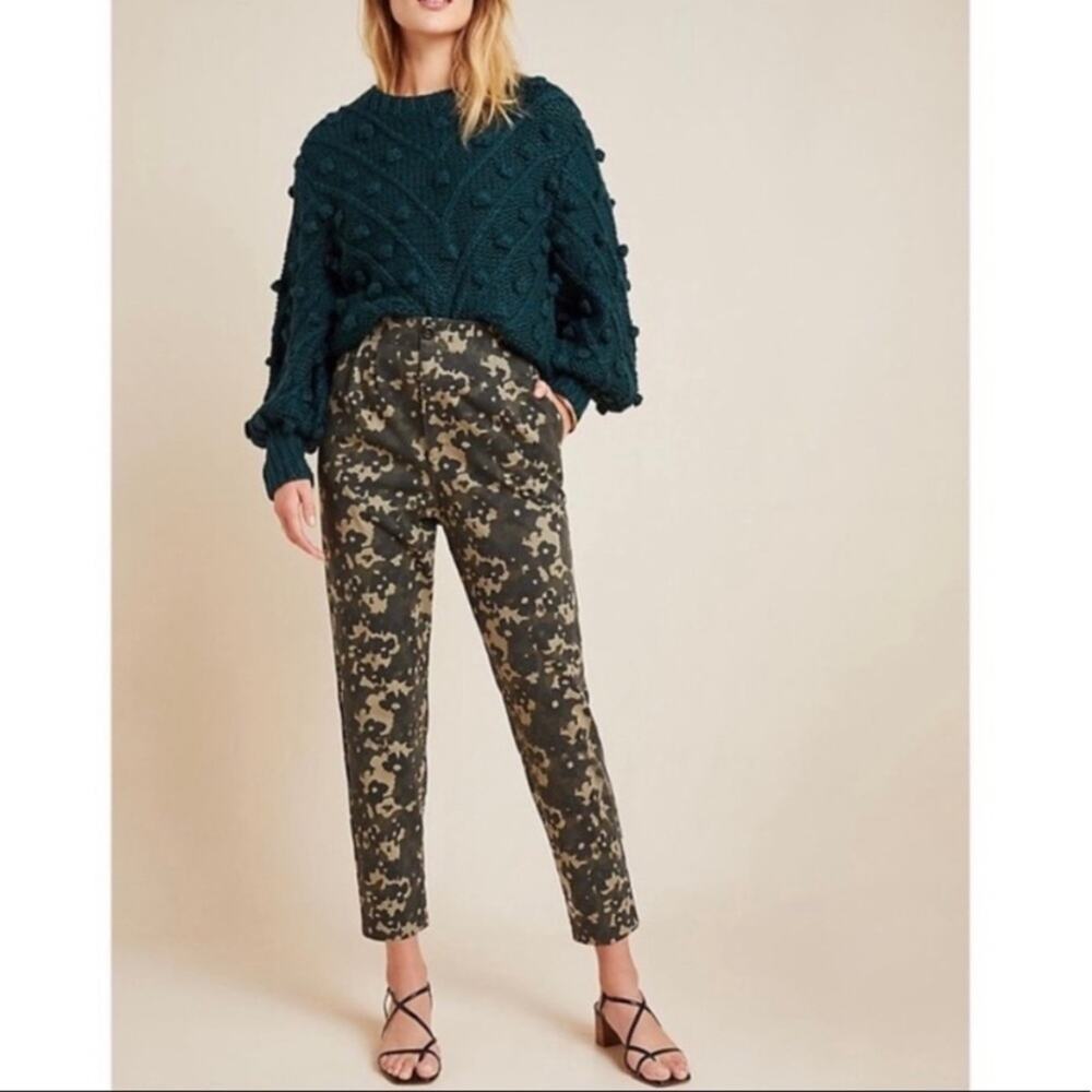 Amadi Anthropologie Camo Green Floral Pleated Paperbag Ankle Pants Small NWT